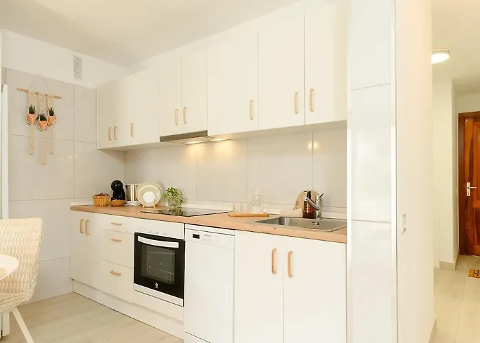 Home2rest At Gigantes - 1 Min To Beach, Restaurants, Center - 1bdr * אקנטילדו דה לוס גיגנטס
