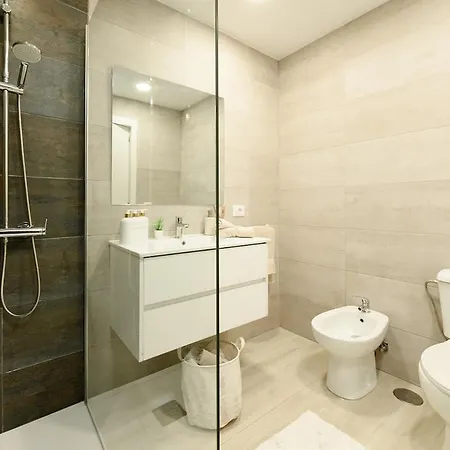 Home2rest At Gigantes - 1 Min To Beach, Restaurants, Center - 1bdr דירה *