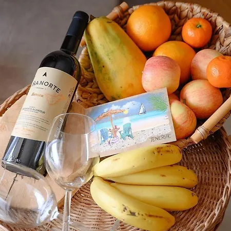 Home2rest At Gigantes - 1 Min To Beach, Restaurants, Center - 1bdr